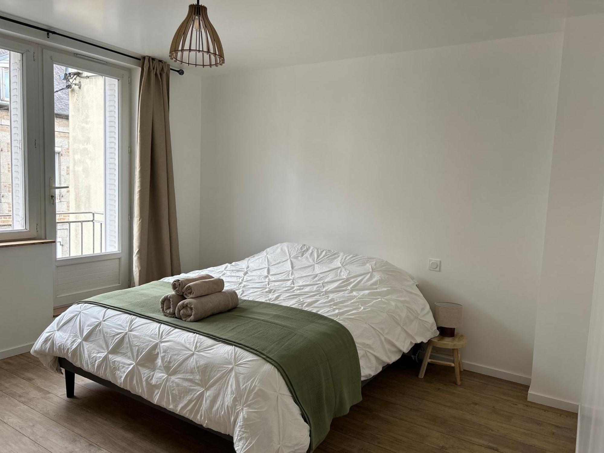 Appartement Bocage Virois Viré Exteriör bild